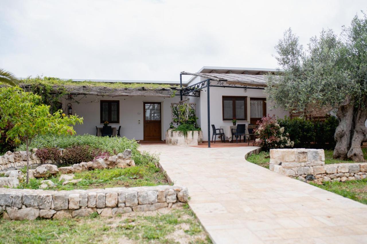 Casina Dei Preti Villa Conversano Luaran gambar