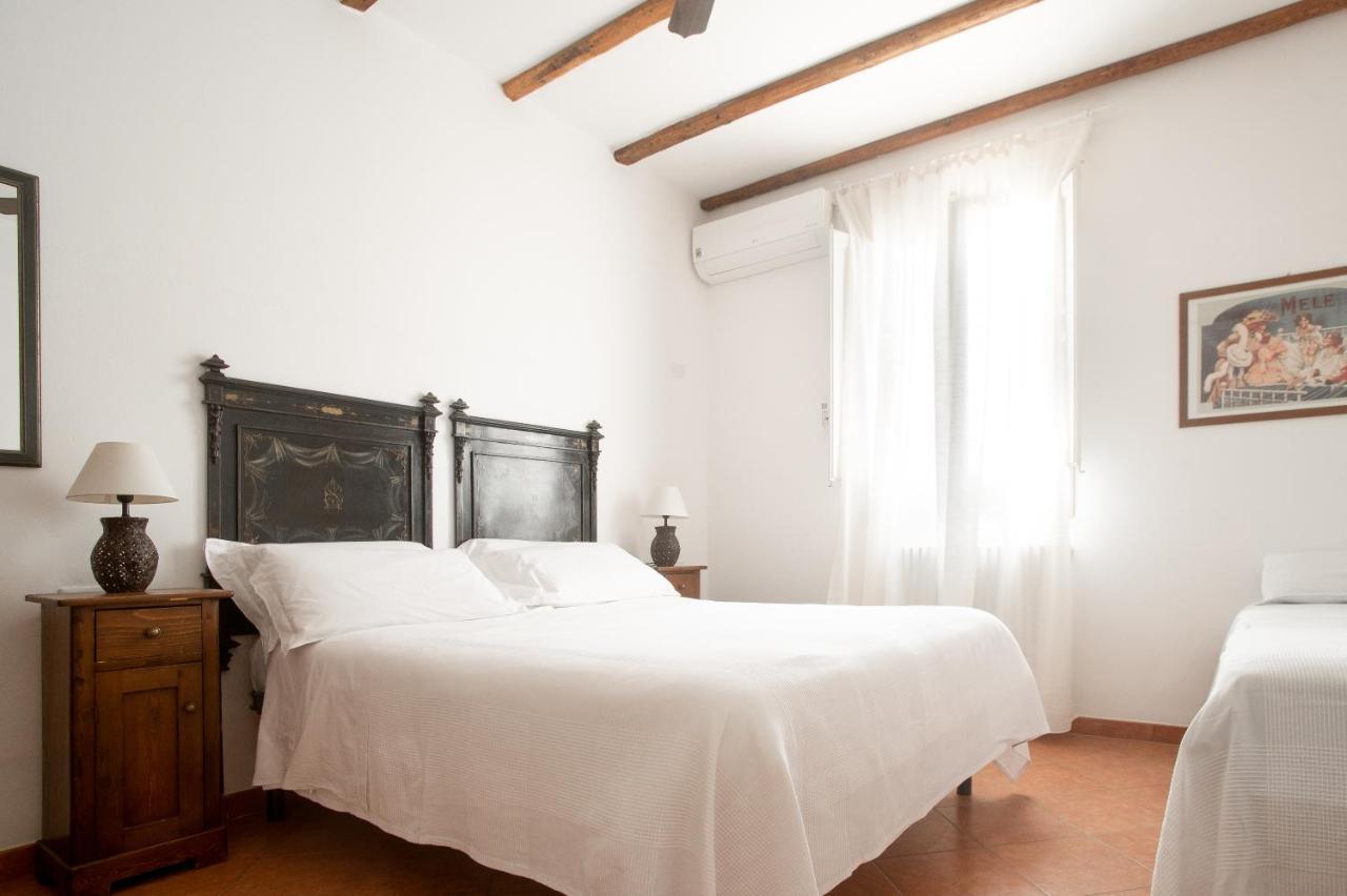 Casina Dei Preti Villa Conversano Luaran gambar