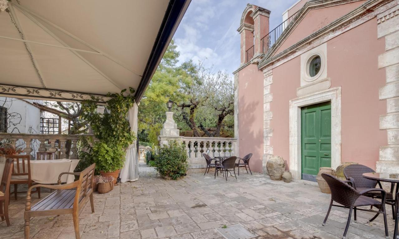 Casina Dei Preti Villa Conversano Luaran gambar